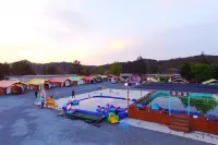 Hapcheon Apparang Nolja Kids Glamping Hotels in Hapcheon-gun