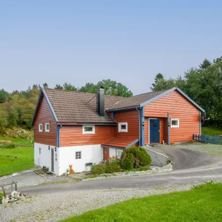 Rødehuset Hotels in Tysnes