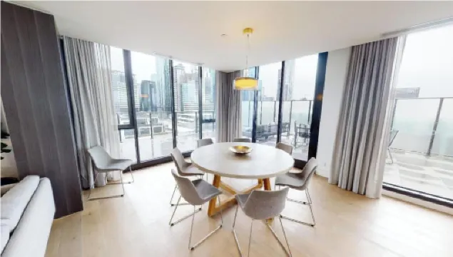 Luxury Penthouse with Astonishing Bay and City Views