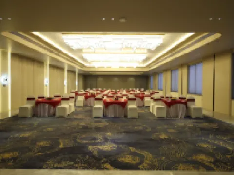 MARIGOLD-Newly Renovated Hotel Hotels in Ahmednagar