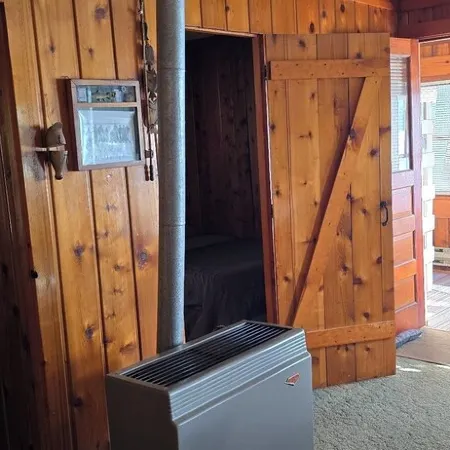 Family and pet friendly, waterfront cabin on Lost Lake, with private dock