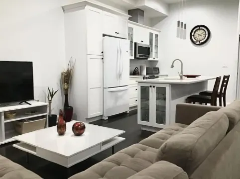 Stylish 3BD apartment with Jacuzzi