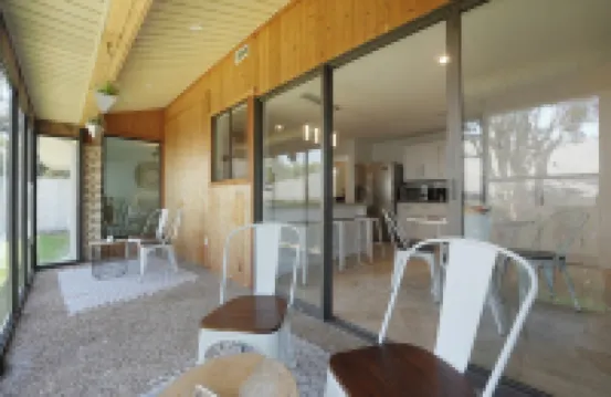 Sleeps 18 & Heated Pool & MiniGolf by Uptown Dallas