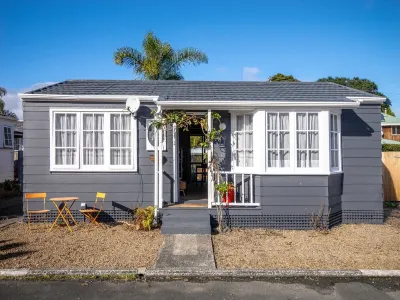 Just a short stroll to the water or into town Hotels in 