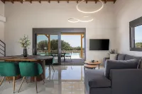 Pelagria Villa, a Sun-Kissed Path to the Beach