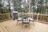 Private Brookside Getaway