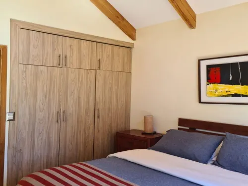 Cottage, inserted in condominium with heated swimming pool