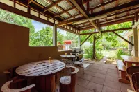 Relaxing Riverfront Taos Staycation, Pet Friendly!