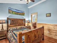 Incredible luxury apartment 15 min to Asheville! Hotels near Bearwallow Mountain Trail