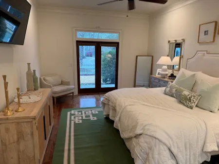 5 bed house in Riverwood. Enjoy a cozy stay