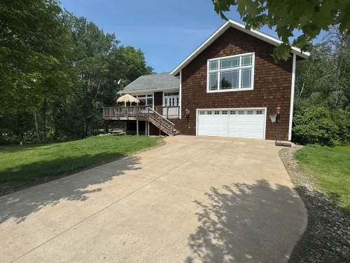 Charming 3-bedroom house tucked right in the heart of Breezy Point