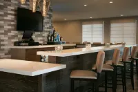 Hilton Garden Inn Omaha West - bar
