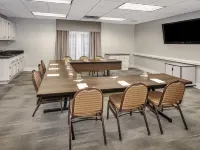 印第安納波利斯十字路口Homewood Suites by Hilton 基斯通購物中心（Keystone Mall）附近的飯店