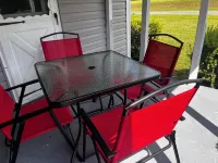 Charming 2-bedroom Cottage with AC and WiFi in Pilot Mountain Hotel a Pilot