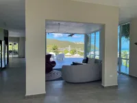 Stunning ocean front villa with pool and power generator. 10min drive to beach