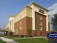Hampton Inn & Suites Syracuse/Carrier Circle Hotels near Syracuse Hancock International Airport