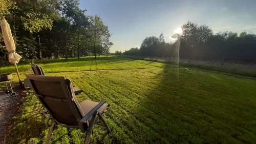 Tiny house 2/4p in Gaume, close to woods, trails (GR 129) and golf course Các khách sạn ở Saint-Leger