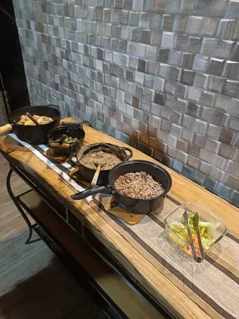 COUNTRY HOUSE WITH FIREPLACE / LAKE BACKGROUND - Santa Bárbara Resort