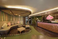 Jolly Suites&Spa Petkasem Hotels in Krathum Baen District