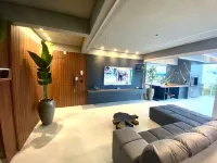 Art Home penthouse, sea view cinema property with jacuzzi, 90 meters from the sea.