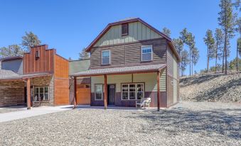 Saddle Up For Luxury - 15 Minutes to Mt Rushmore