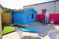 Magnificent villa with view, heated pool Hotels in Vendres