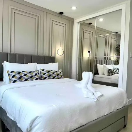 Luxury 3-Bedroom Apartment – Near NYC + NYC Views Nearby