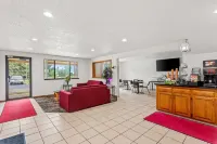 Quality Inn & Suites Howe - Sturgis Hotels in LaGrange County