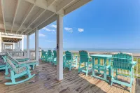 Sea Shell Chalet Oceanfront Surfside Beach Gem - WiFi