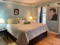 Elvis Presley Fan Room Hotels in Camden