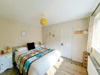 The Hoot - a gorgeous & secluded cabin on private wildlife reserve Hotels in Tiverton