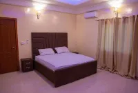 Manneh Vacation Home Hotels in Brusubi