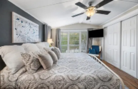 Hot Tub, Fire Pit, Cabana, Covered Patio & Pet-Friendly Riverside Retreat