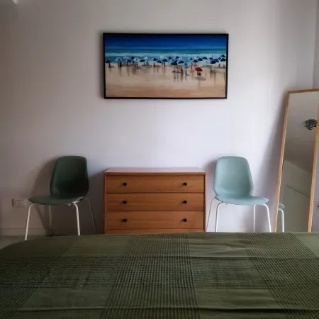 2-bedroom apartment in charming Cervia with WiFi, AC Отели рядом с достопримечательностью «Bagno Jolly 79»