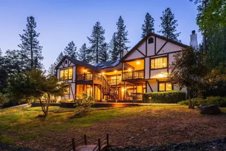 Gated Tudor-Style Estate  Enormous Chef's Kitchen  Hot Tub  Lush Landscaping