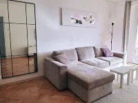 Charming 1-bedroom apartment with AC, WiFi in city center in Bar Hotel a 