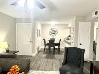 25% off New Fully Upgraded 1BD DFW South I007