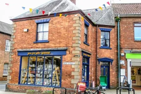 Bright cozy apartment in North Cotswolds Отели в г. Шипстон-он-Стаур