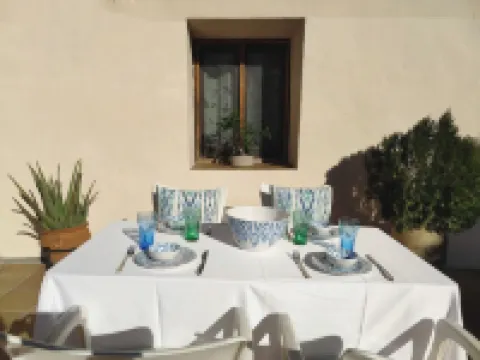 Masía de San Juan, renovated rural house with swimming pool and air conditioning. House 1 Hotels in Alto Palancia