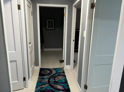 3-bedroom house in charming Cedar Falls with WiFi, AC. Enjoy your stay