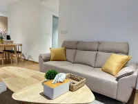 Spacious 3-bedroom apartment with AC, Netflix, WiFi nearby KLIA, Splash Mania