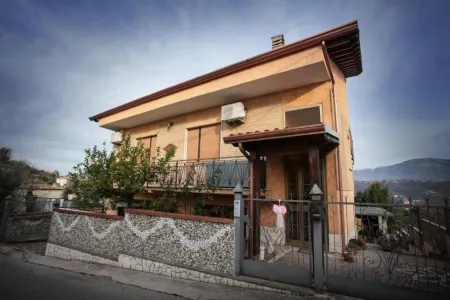 Roby's Apartment Boville Ernica