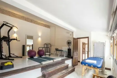 Family house in front of the alhambra