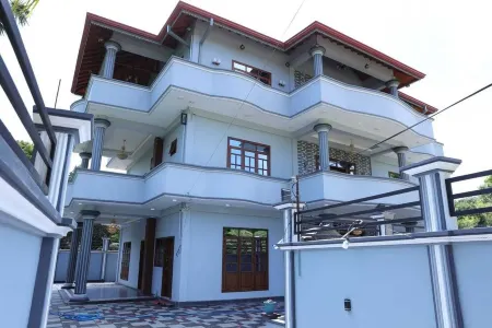 Brand new super Luxury House in Jaffna. Отели рядом с достопримечательностью «University of Jaffna Faculty of Science»