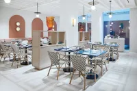 Hotel Plaza - Breakfast