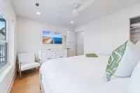 Waterfront Marina and Cozy Pool - Luxurious Coastal Retreat Các khách sạn ở Georgetown