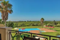 Colina Verde Resort - Pools