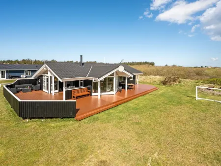 "Floriana" - 650m from the Sea