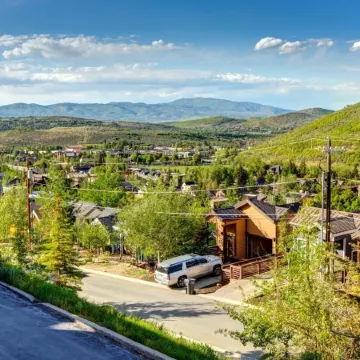 Kbm Resorts Private Home Fantastic Views Hot Tub AC Easy Walk to Resort and Main St. Pla-1155