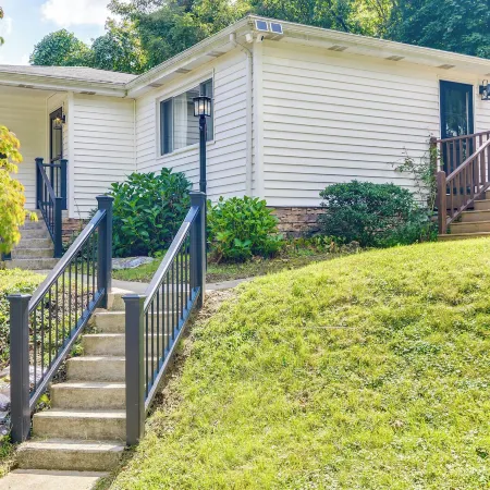 Luxurious Morgantown Retreat w/ Stunning Views!